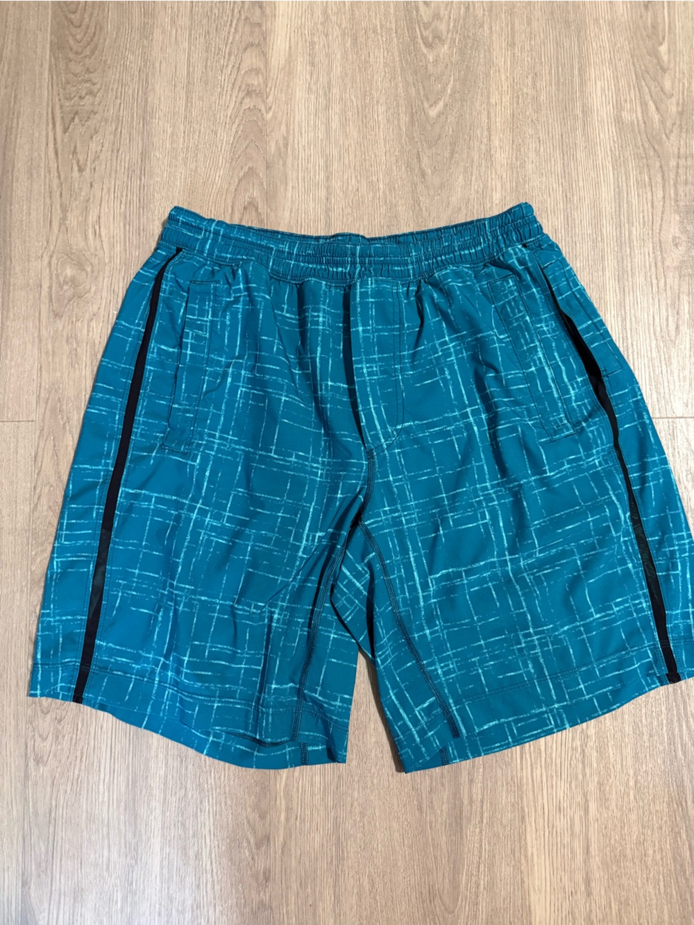 Lululemon pace breaker lined 9” shorts